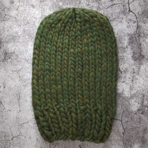 Zimowa czapka z wełny z Peru zieleń leśna