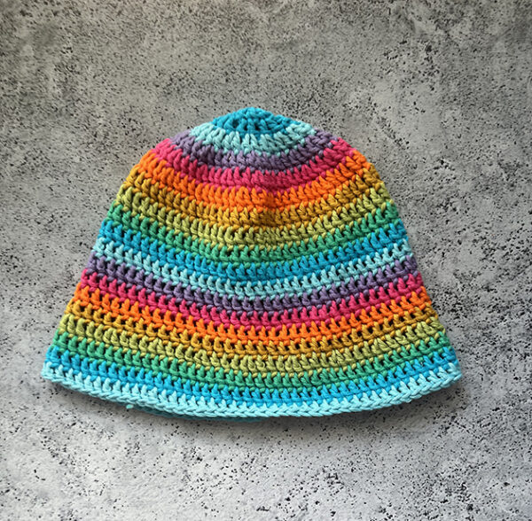 bawełniany kolorowy kapelusz na szydełku na lato